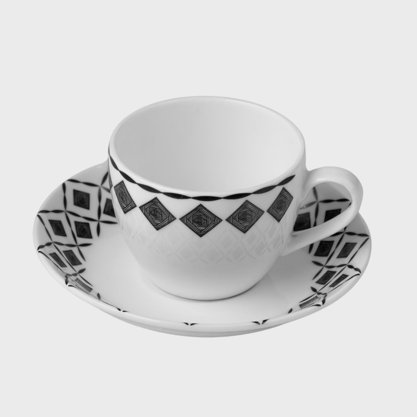 Cups And Saucers 6 Each